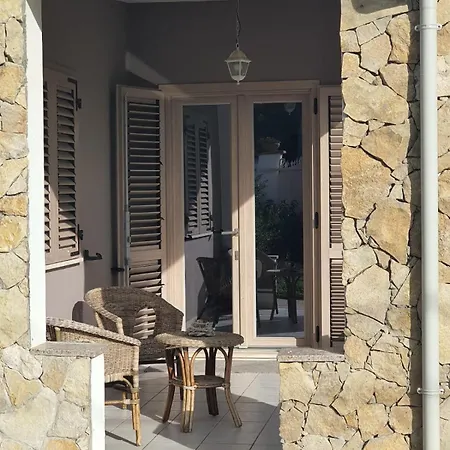 Molly Porto Columbu - Perd'E Sali